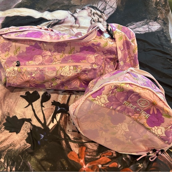 BOGNER FIRE + ICE x LOVESHACKFANCY WYNN
TRAVEL BAG Set of 2 new lavender pink - Picture 12 of 15